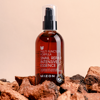 MIZON Regenerująca esencja do twarzy ze śluzem ślimaka Snail Repair Intensive Essence 100ml